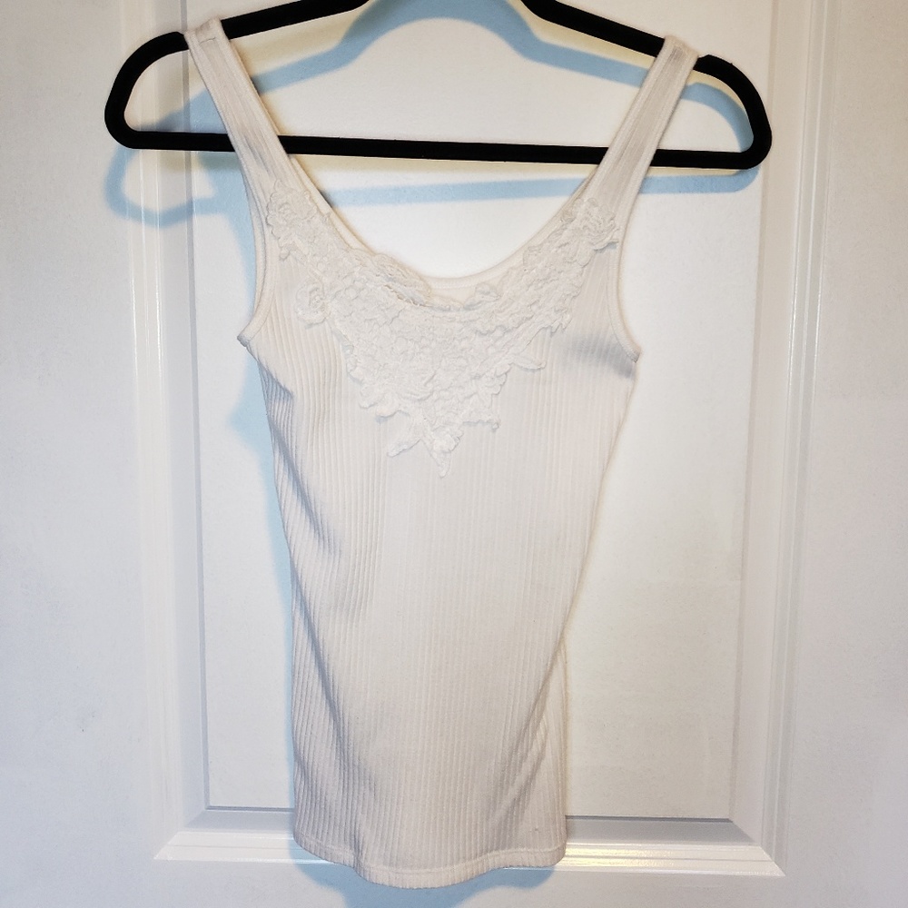 Hollister • White Fitted Tank with Lace